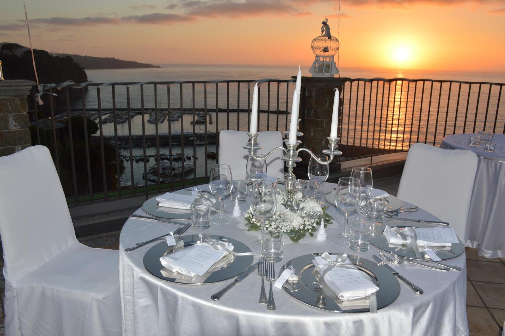 Hr Hotel & Spa Piano di Sorrento Exteriör bild