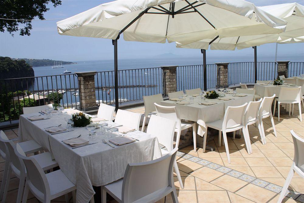 Hr Hotel & Spa Piano di Sorrento Exteriör bild